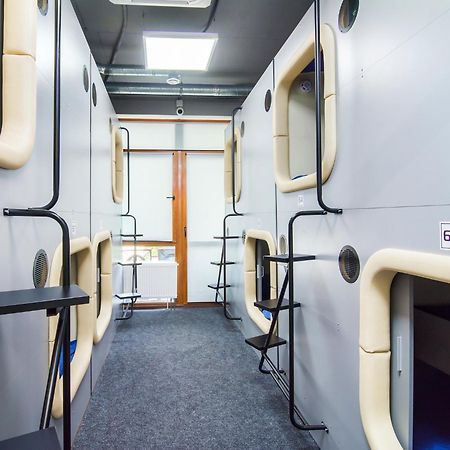 Av-1 Capsule Hotel Κίεβο Εξωτερικό φωτογραφία