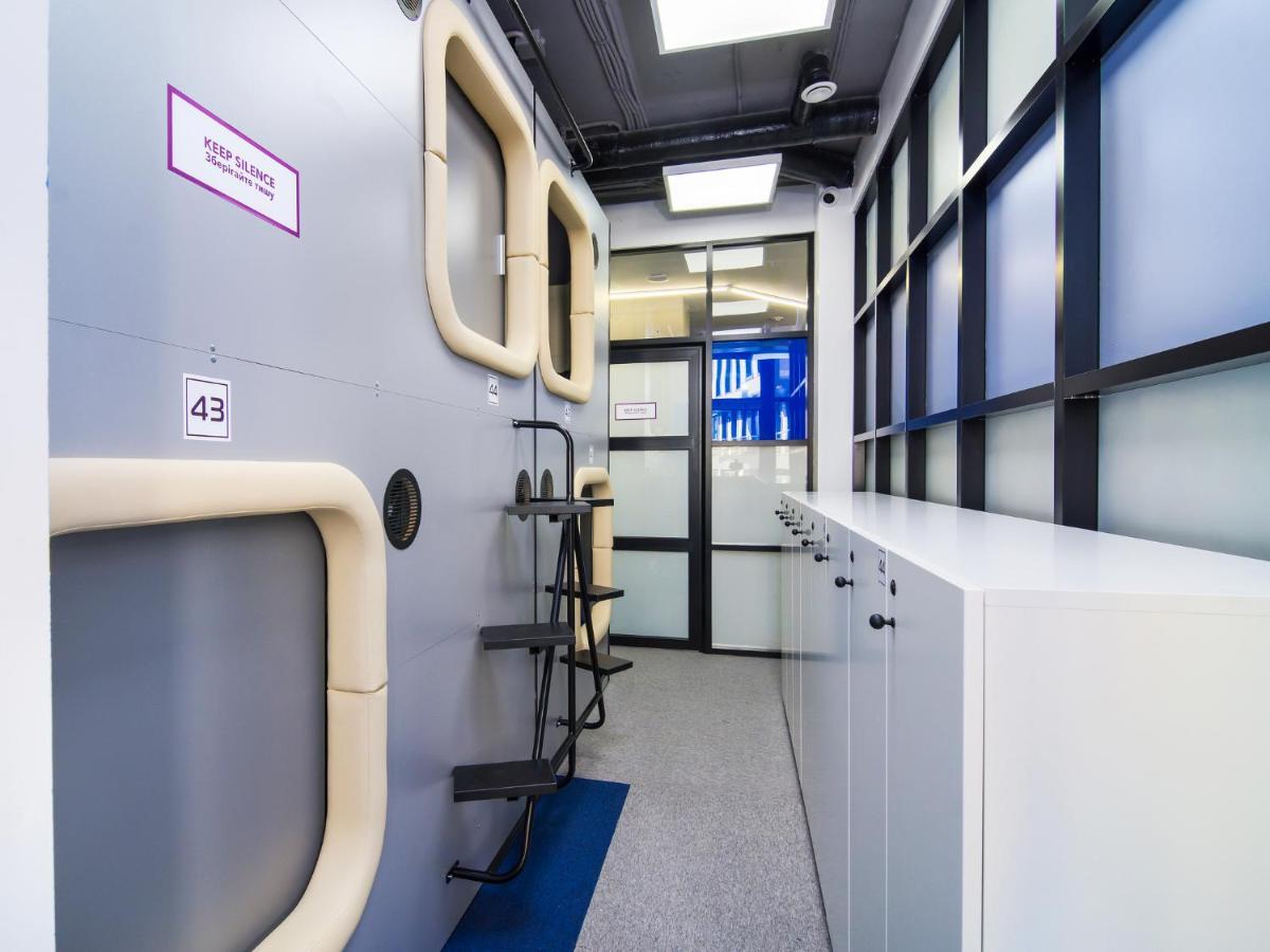 Av-1 Capsule Hotel Κίεβο Εξωτερικό φωτογραφία