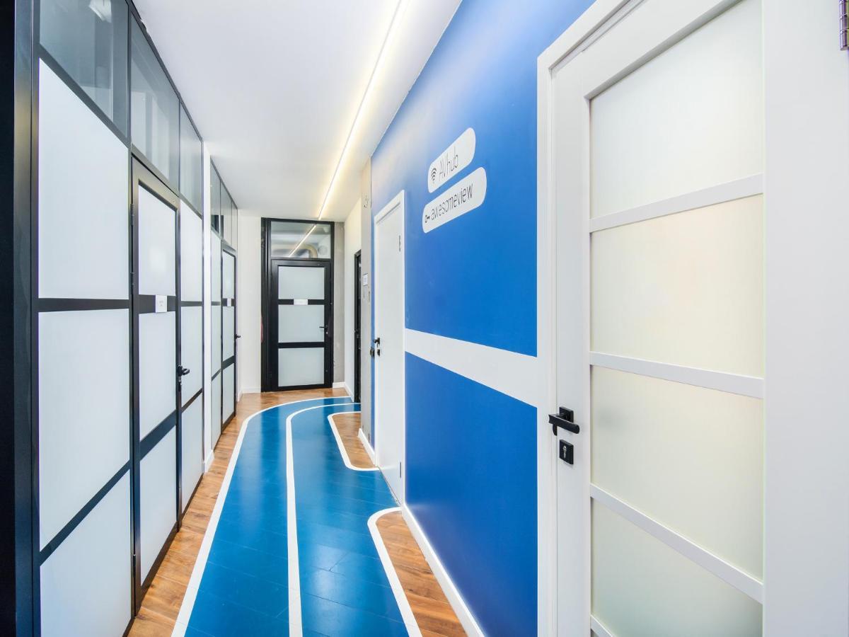 Av-1 Capsule Hotel Κίεβο Εξωτερικό φωτογραφία