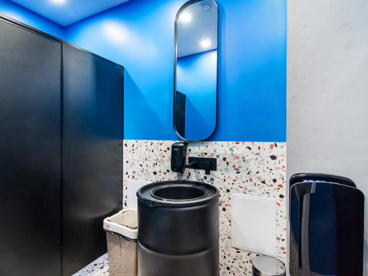 Av-1 Capsule Hotel Κίεβο Εξωτερικό φωτογραφία