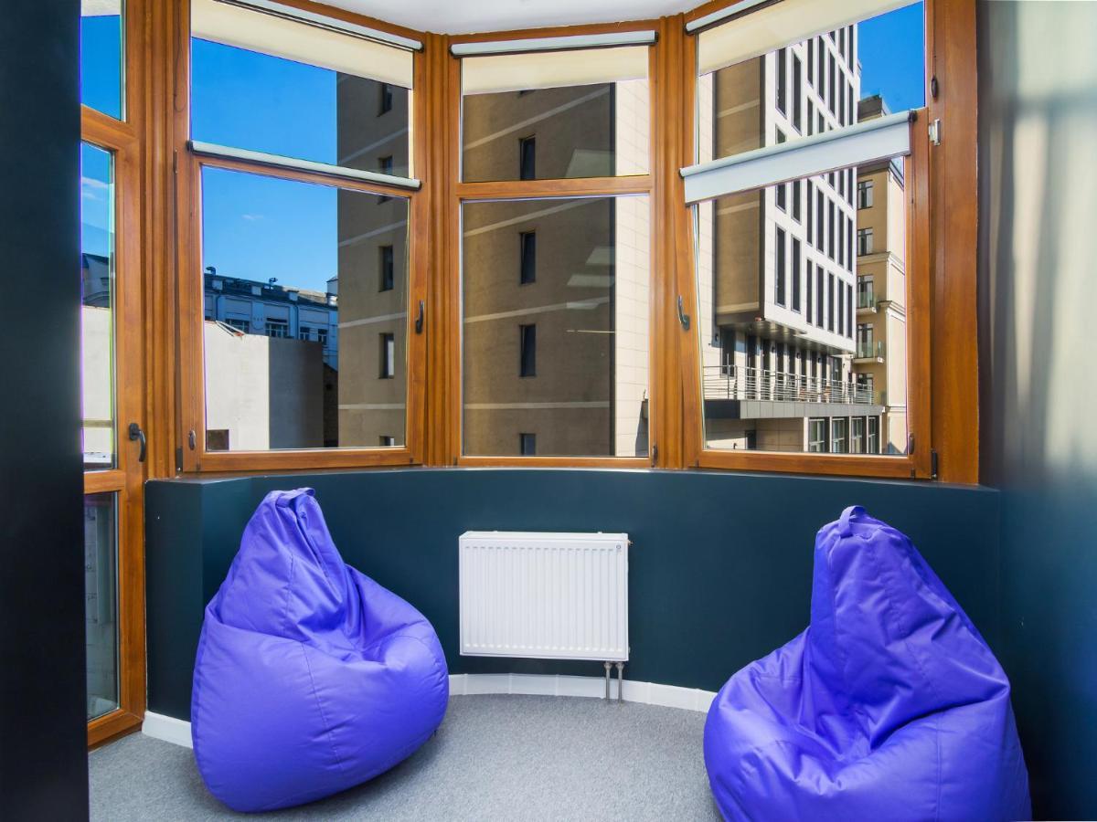 Av-1 Capsule Hotel Κίεβο Εξωτερικό φωτογραφία